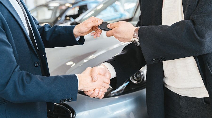 Akıllı Seyahatçinin Rehberi Akıllı Seyahatçinin Rehberi